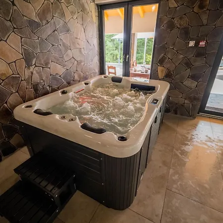 Apuseni Park Padis 3* Budureasa